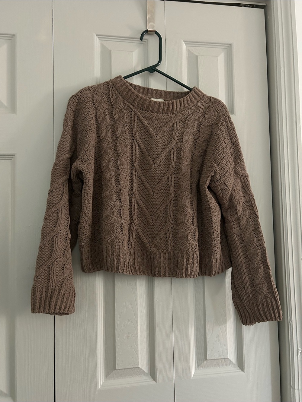 Pink Rose Cable Knit Crewneck Sweater - Taupe Brown